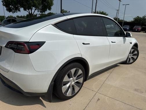 2020 Tesla Model Y Long Range
