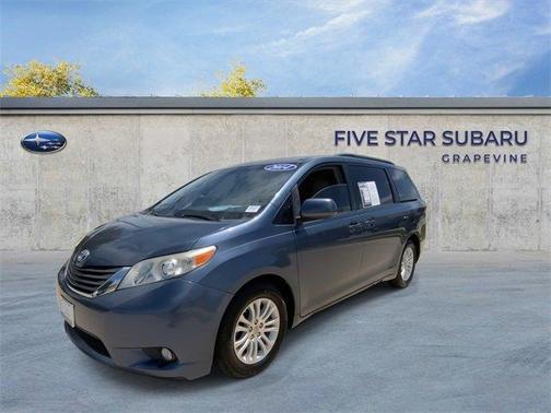 2014 Toyota Sienna XLE