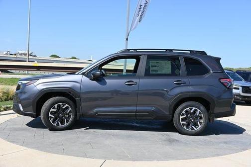 Magnetite Gray Metallic 2026 Subaru Forester Premium