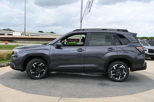 Magnetite Gray Metallic 2026 Subaru Forester Premium