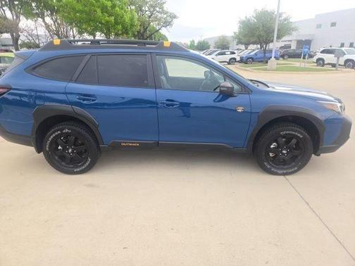 Geyser Blue 2025 Subaru Outback Wilderness