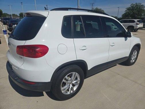 2016 Volkswagen Tiguan S