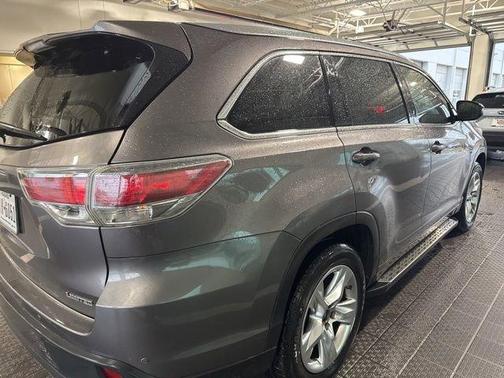 2016 Toyota Highlander Limited