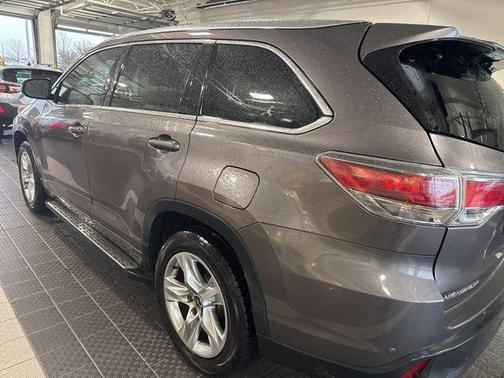 2016 Toyota Highlander Limited