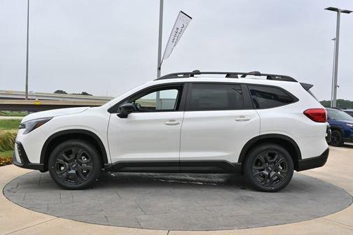 Crystal White Pearl 2026 Subaru Ascent Onyx Edition Touring