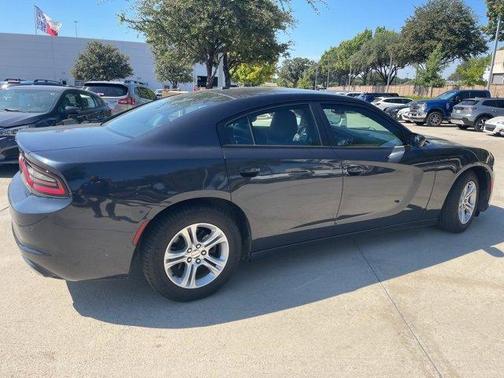 2016 Dodge Charger SE