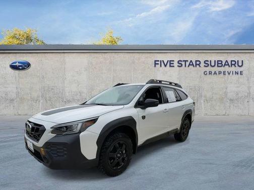 Crystal White Pearl 2024 Subaru Outback Wilderness