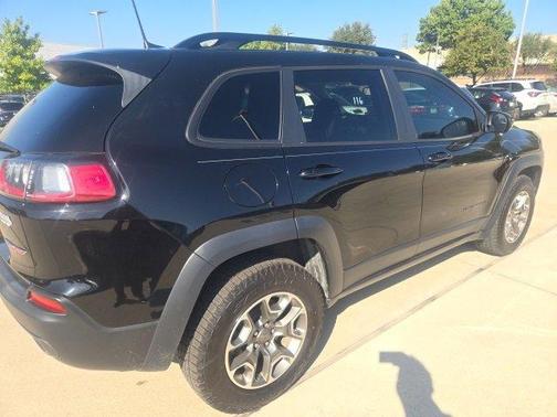 2022 Jeep Cherokee Trailhawk