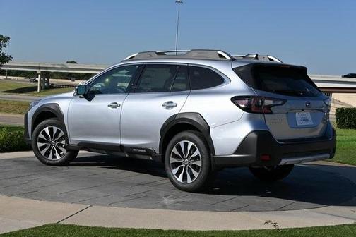 2025 Subaru Outback Touring
