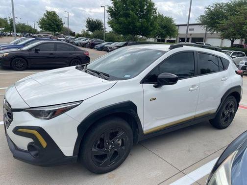 Crystal White Pearl 2024 Subaru Crosstrek Sport
