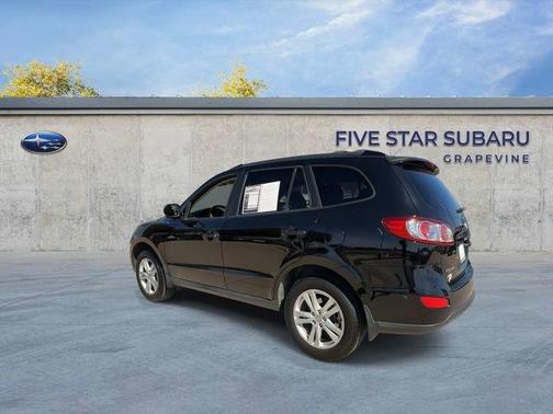 2011 Hyundai SANTA FE SE