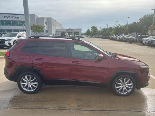 Velvet Red Pearlcoat 2018 Jeep Cherokee Latitude