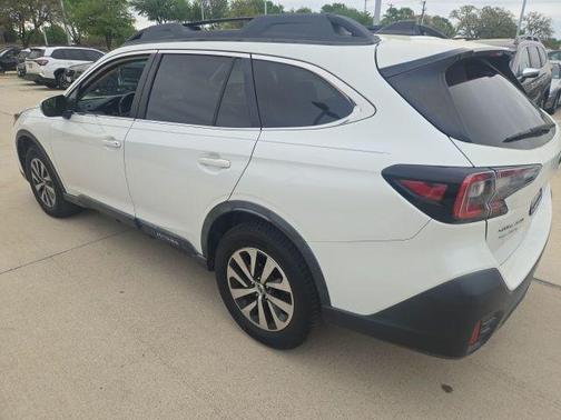 Crystal White Pearl 2020 Subaru Outback Premium