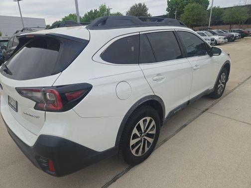 Crystal White Pearl 2020 Subaru Outback Premium