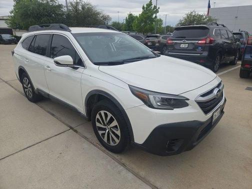 Crystal White Pearl 2020 Subaru Outback Premium