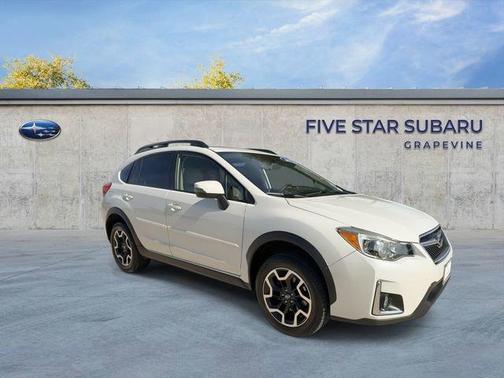 Crystal White Pearl 2017 Subaru Crosstrek 2.0i Limited