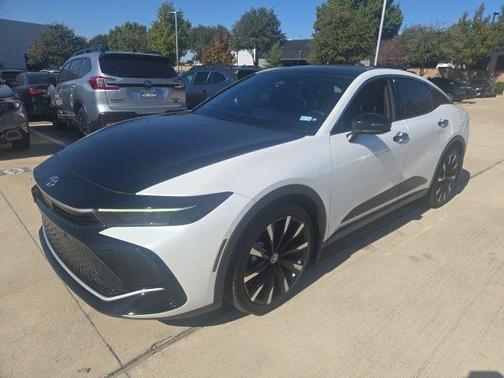 2023 Toyota Crown Platinum