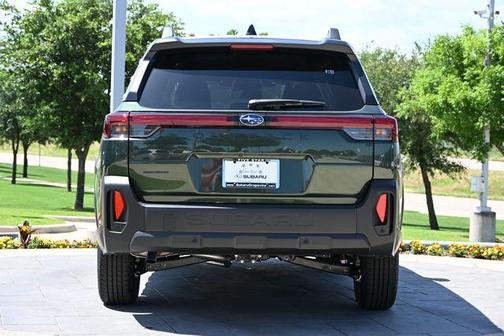 Deep Emerald Green 2026 Subaru Outback Premium