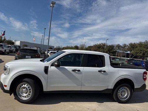 2022 Ford Maverick XL