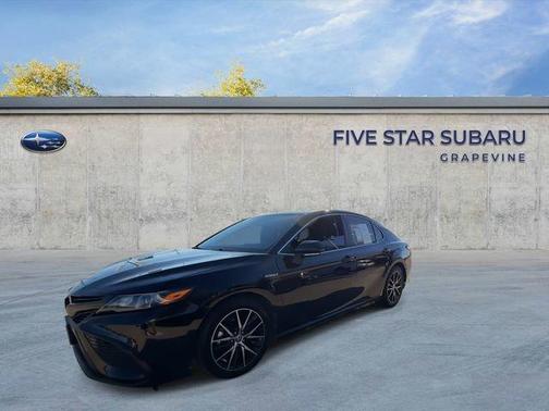 2021 Toyota Camry Hybrid SE