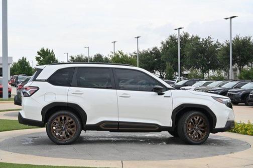 2025 Subaru Forester Hybrid Sport
