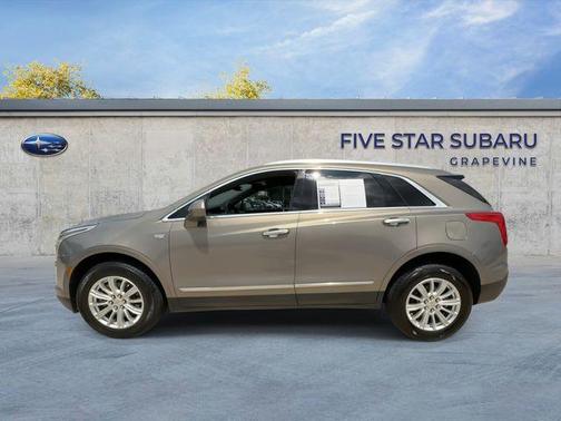 Bronze Dune Metallic 2019 Cadillac XT5 Base