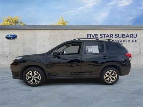 2023 Subaru Forester Premium