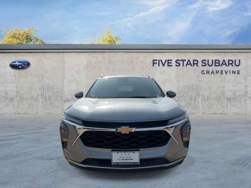 Sterling Gray Metallic 2024 Chevrolet Trax LT