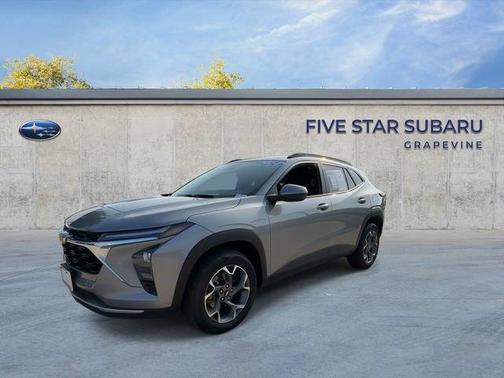 Sterling Gray Metallic 2024 Chevrolet Trax LT