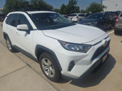 Super White 2020 Toyota RAV4 XLE
