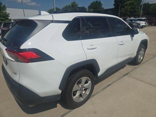 Super White 2020 Toyota RAV4 XLE