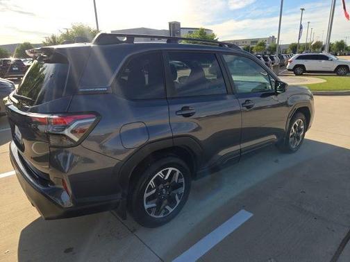 Magnetite Gray Metallic 2026 Subaru Forester Premium