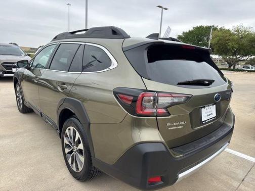 Autumn Green Metallic 2025 Subaru Outback Limited