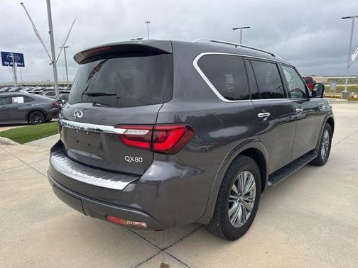 Anthracite Gray 2024 INFINITI QX80 Luxe