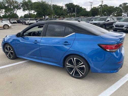 2022 Nissan Sentra SR
