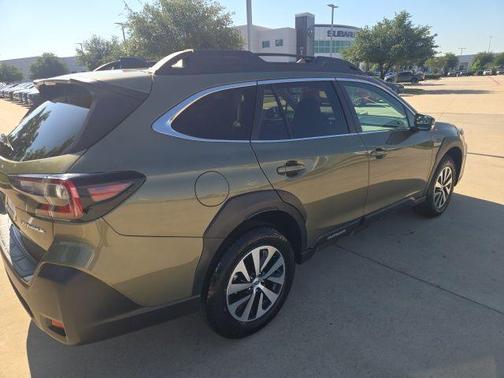 Autumn Green Metallic 2025 Subaru Outback Premium
