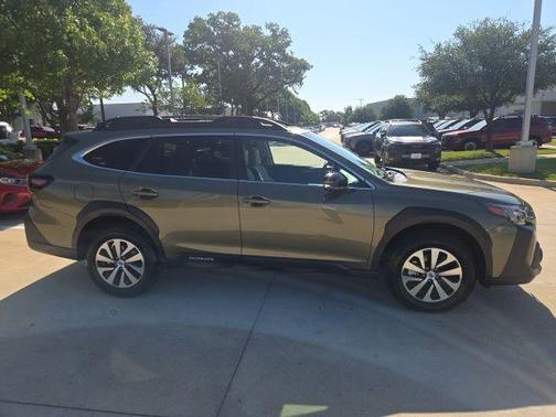 Autumn Green Metallic 2025 Subaru Outback Premium