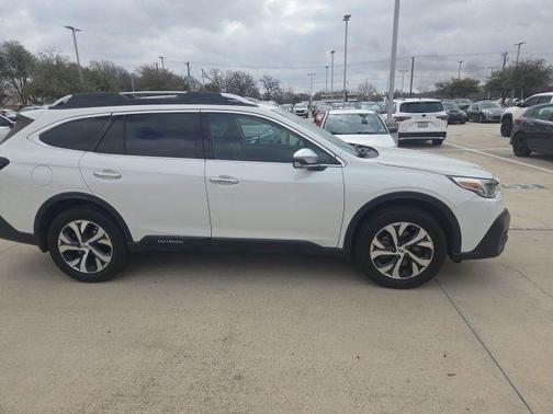 2020 Subaru Outback Touring