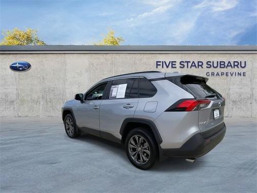 2023 Toyota RAV4 Hybrid XLE Premium