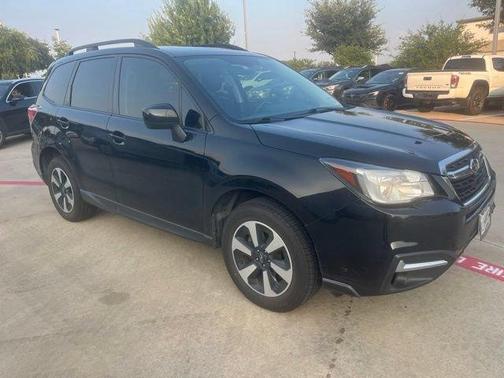 Crystal Black Silica 2018 Subaru Forester 2.5i Premium