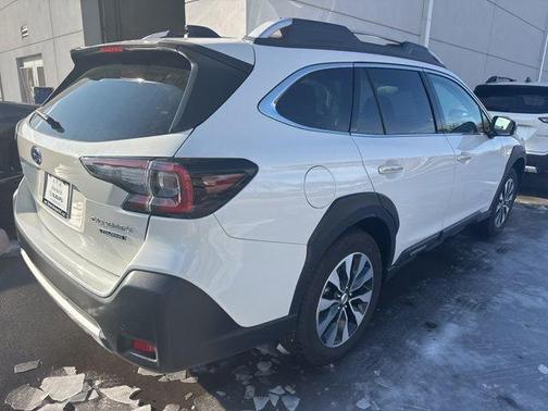 2025 Subaru Outback Touring