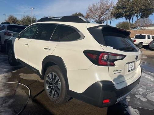 2025 Subaru Outback Touring