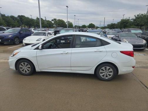 Century White 2016 Hyundai Accent SE