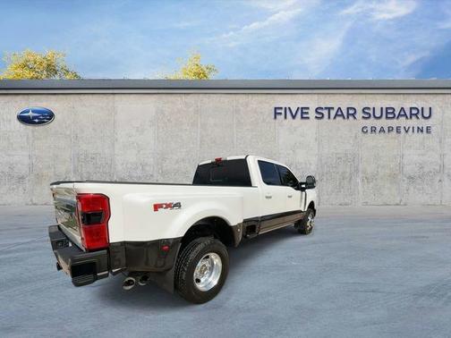 Star White 2025 Ford F-350 King Ranch