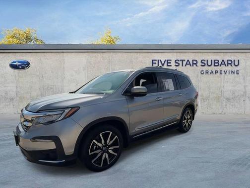 Lunar Silver Metallic 2019 Honda Pilot Elite