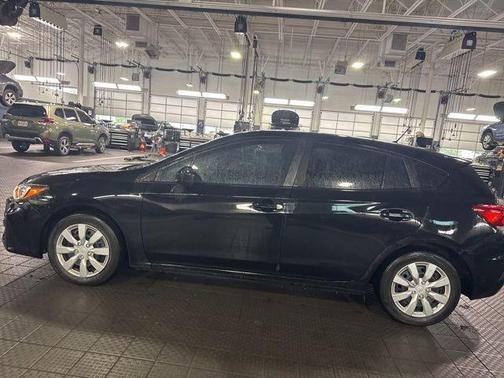 Crystal Black Silica 2019 Subaru Impreza 2.0i