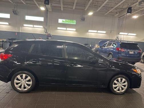 Crystal Black Silica 2019 Subaru Impreza 2.0i