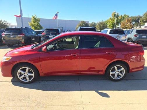 2013 Toyota Corolla LE