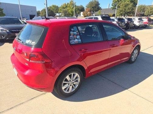 2016 Volkswagen Golf TSI S 4-Door