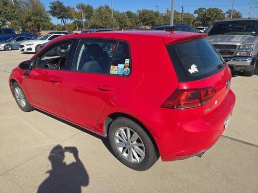 2016 Volkswagen Golf TSI S 4-Door